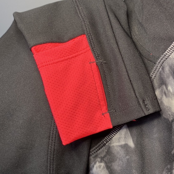 4/$20 Black and grey zippered jacket out hot pink accents - Picture 3 of 8